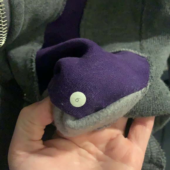 Lululemon Sweater - Picture 4 of 7